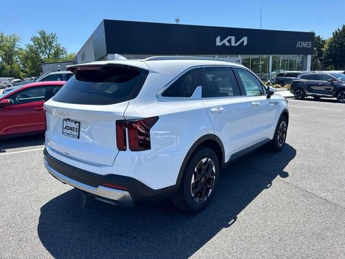 Glacial White Pearl 2026 Kia Sorento S