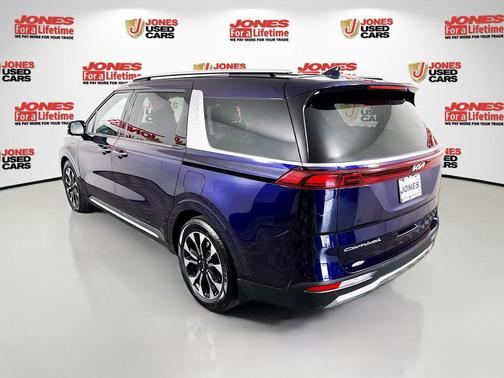 2022 Kia Carnival EX
