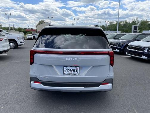 2025 Kia Carnival EX