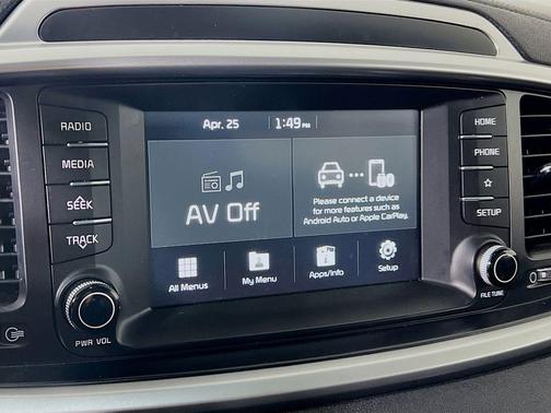 Everlasting Silver 2020 Kia Sorento EX