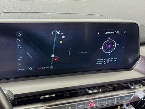 Glacial White Pearl 2024 Kia Telluride LX