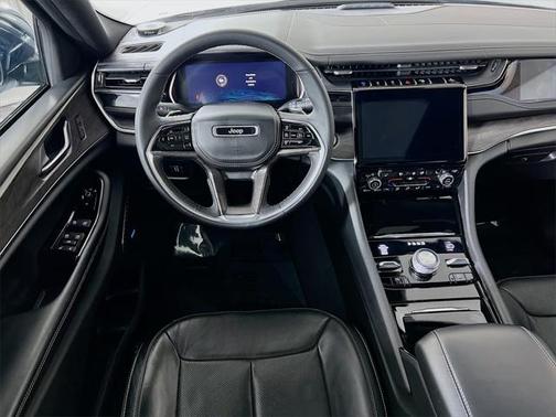 2023 Jeep Grand Cherokee 4xe Overland