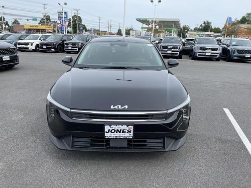 2025 Kia K4 LX