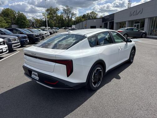 2025 Kia K4 EX