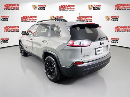 2023 Jeep Cherokee Altitude