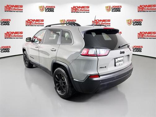 2023 Jeep Cherokee Altitude