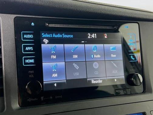 2016 Toyota Sienna SE