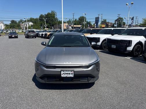 Steel Gray 2026 Kia K4 LXS