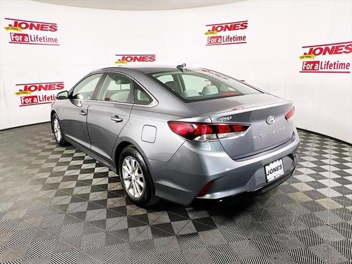 2018 Hyundai SONATA SE