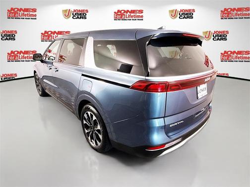 2024 Kia Carnival EX