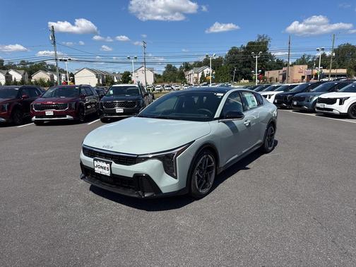 2025 Kia K4 GT-Line