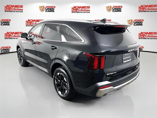 2025 Kia Sorento S