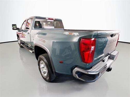 2025 Chevrolet Silverado 3500 LT