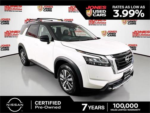 2023 Nissan Pathfinder SL 4WD