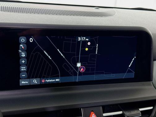 Snow White Pearl 2024 Kia Seltos SX Turbo