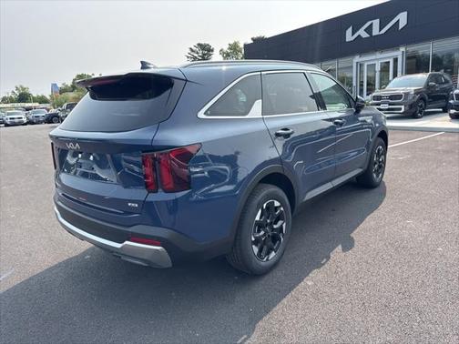 2025 Kia Sorento S
