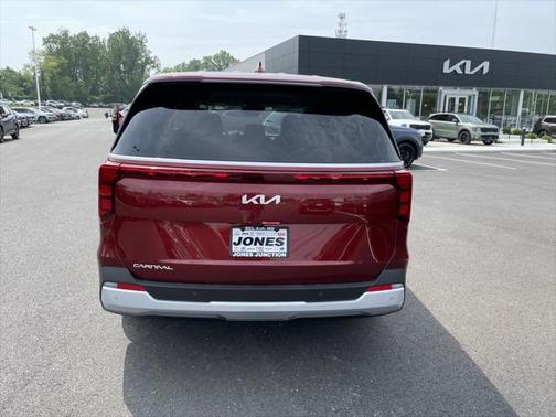 2025 Kia Carnival LXS