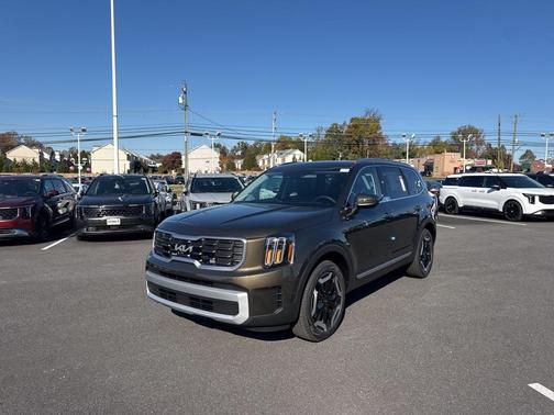 2025 Kia Telluride S