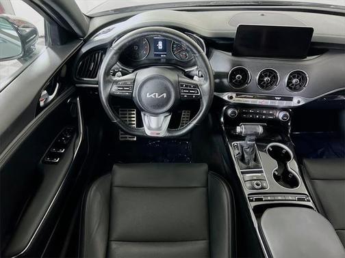 2022 Kia Stinger GT-Line