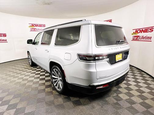 2022 Jeep Grand Wagoneer Series II 4x4