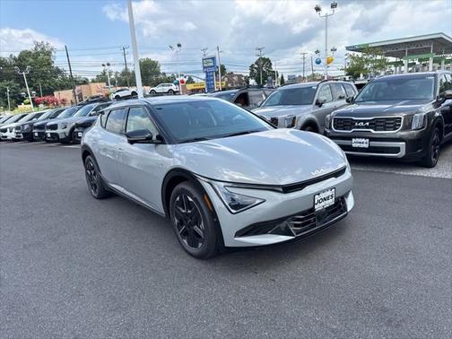 2025 Kia EV6 Wind
