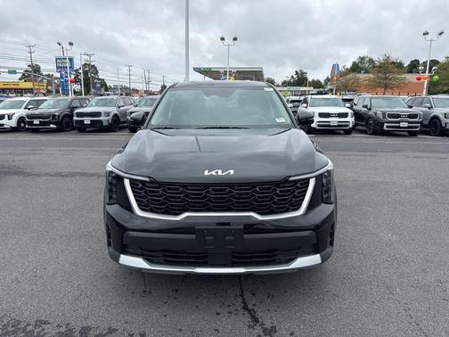 2025 Kia Sorento LX