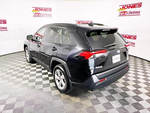 2021 Toyota RAV4 Hybrid XLE Premium