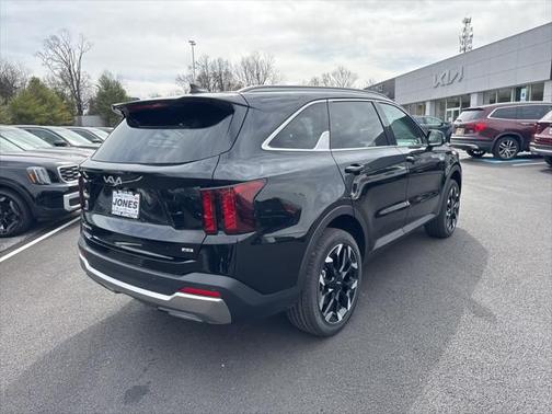 2025 Kia Sorento EX