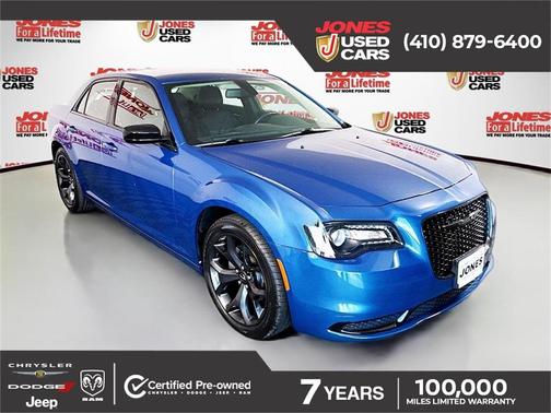 2021 Chrysler 300 Touring