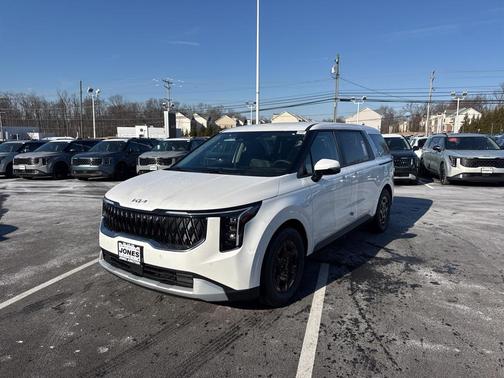 2026 Kia Carnival LXS