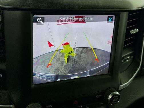 Granite Crystal Metallic Clearcoat 2019 RAM 1500 Big Horn