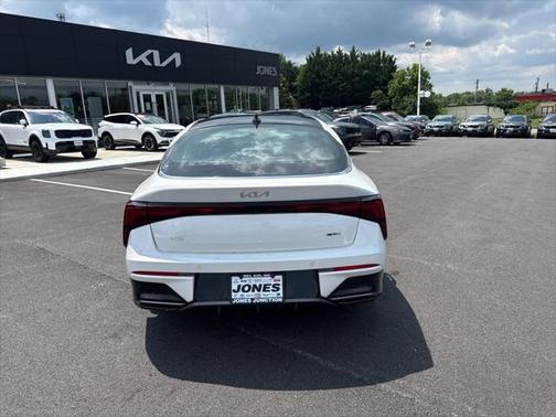 2025 Kia K5 GT-Line