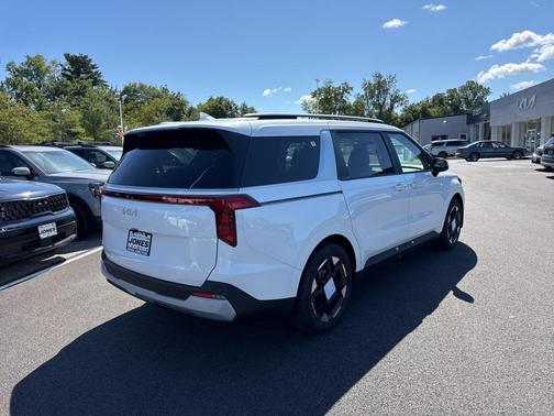 2026 Kia Carnival EX