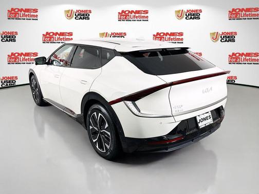 2022 Kia EV6 Wind