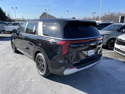 2026 Kia Carnival LXS