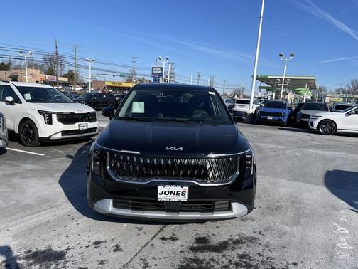 2026 Kia Carnival LXS