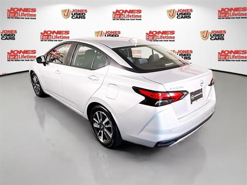 2021 Nissan Versa 1.6 SV