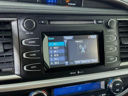 2015 Toyota Highlander LE Plus