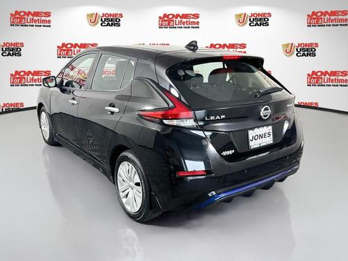 Super Black 2022 Nissan Leaf S 40 kWh
