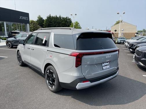 2025 Kia Carnival EX