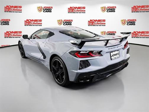 2025 Chevrolet Corvette Stingray w/2LT