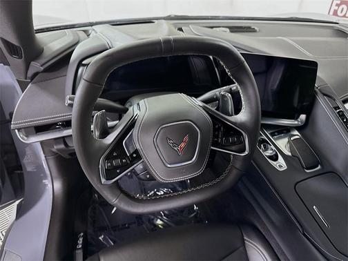 2025 Chevrolet Corvette Stingray w/2LT