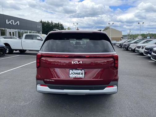 2025 Kia Carnival EX