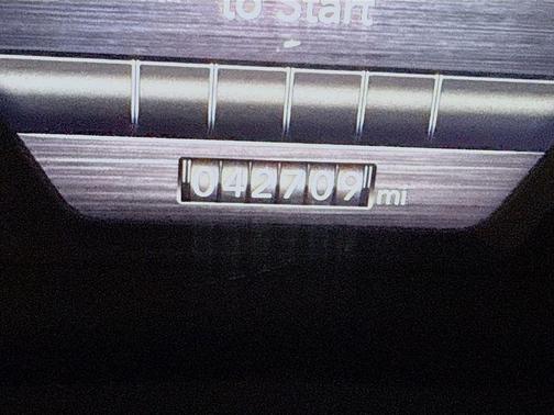 Diamond Black Crystal Pearlcoat 2023 RAM 1500 Big Horn/Lone Star