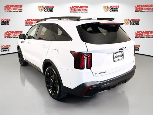 Glacial White Pearl 2026 Kia Sorento SX