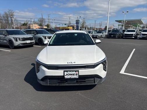 2025 Kia K4 LX