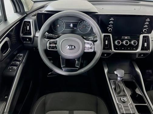 2021 Kia Sorento LX