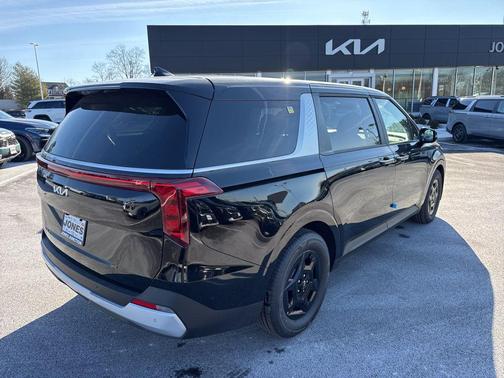 Aurora Black Pearl 2026 Kia Carnival LXS