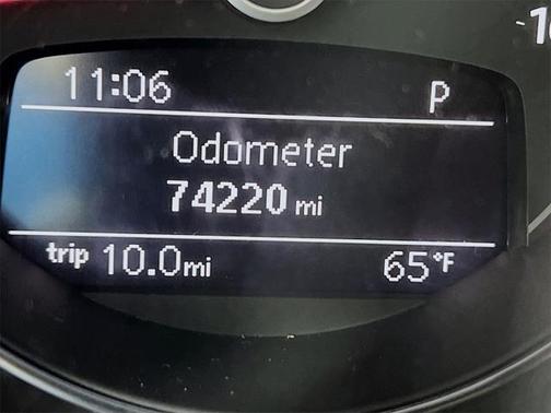 2017 Volkswagen Beetle 1.8T Dune