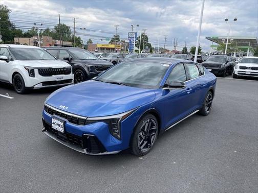 2025 Kia K4 GT-Line